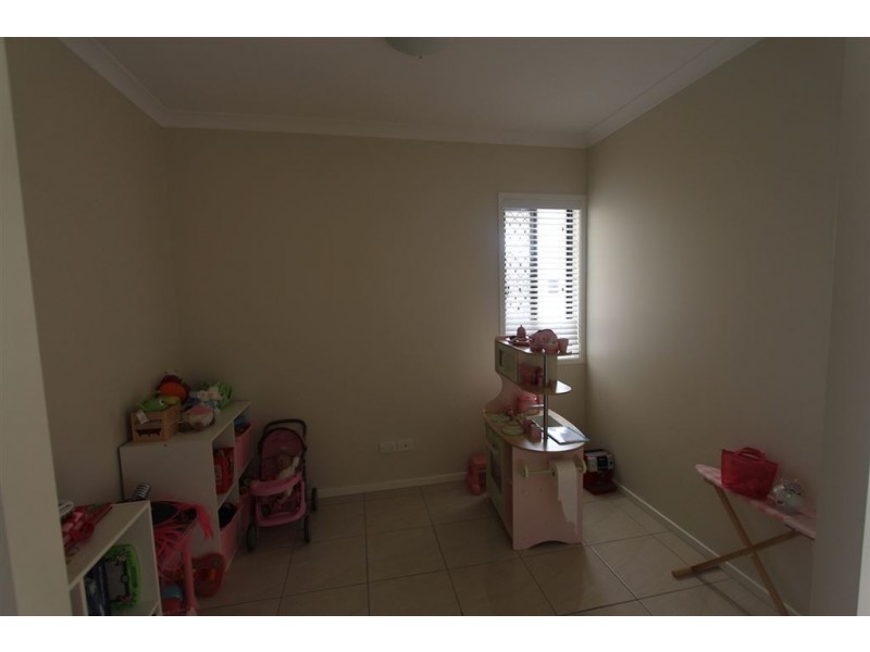 45 Doherty Place, Wakerley QLD 4154