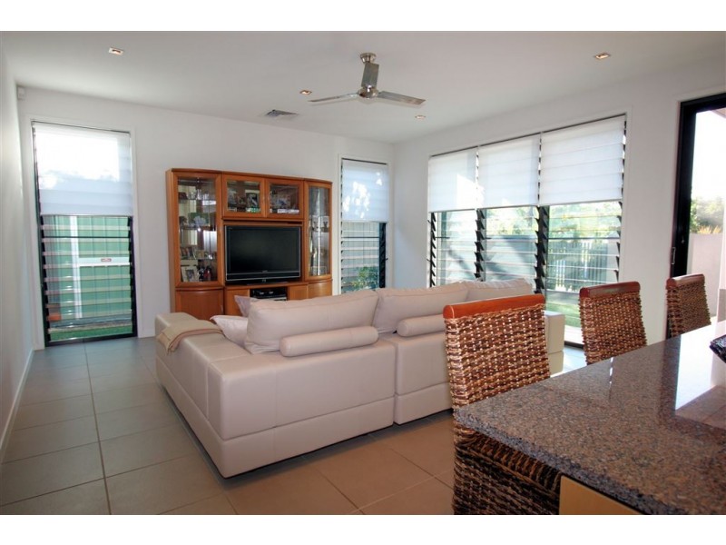 60 Waterline Crescent, Bulimba QLD 4171