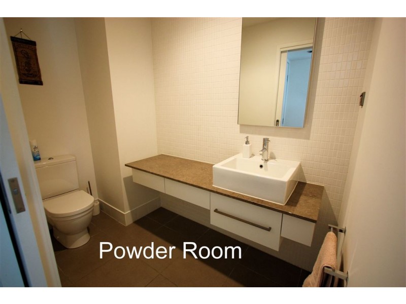 60 Waterline Crescent, Bulimba QLD 4171