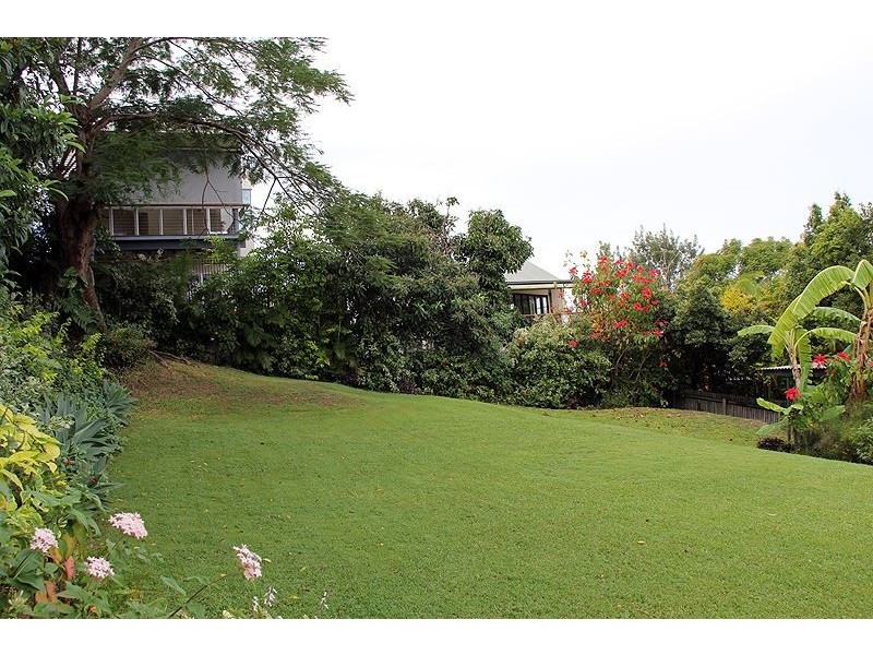 23 Wambool Street, Bulimba QLD 4171