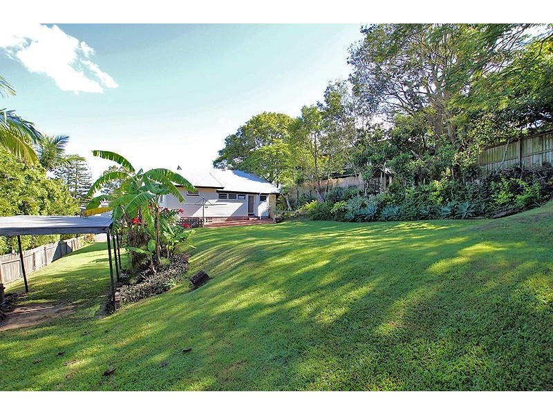 23 Wambool Street, Bulimba QLD 4171