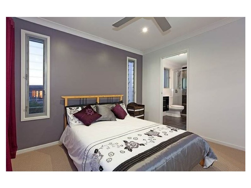 246A Oxford Street, Balmoral QLD 4171