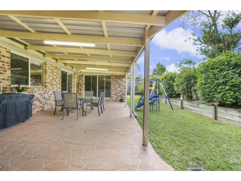 2 Morgan Close, Manly West QLD 4179