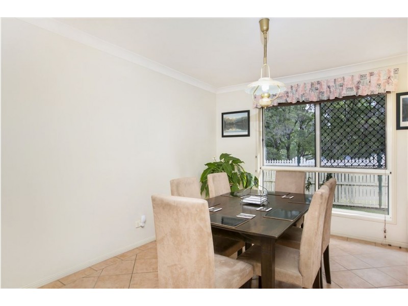 2 Morgan Close, Manly West QLD 4179