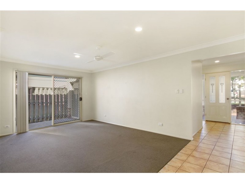 28 Matthews Way, Wakerley QLD 4154