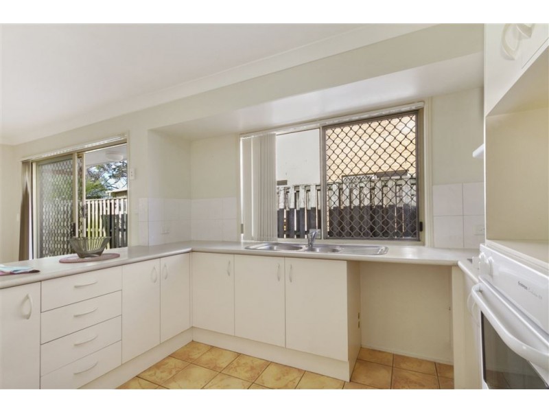 28 Matthews Way, Wakerley QLD 4154