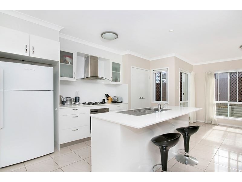 49 Doherty Place, Wakerley QLD 4154