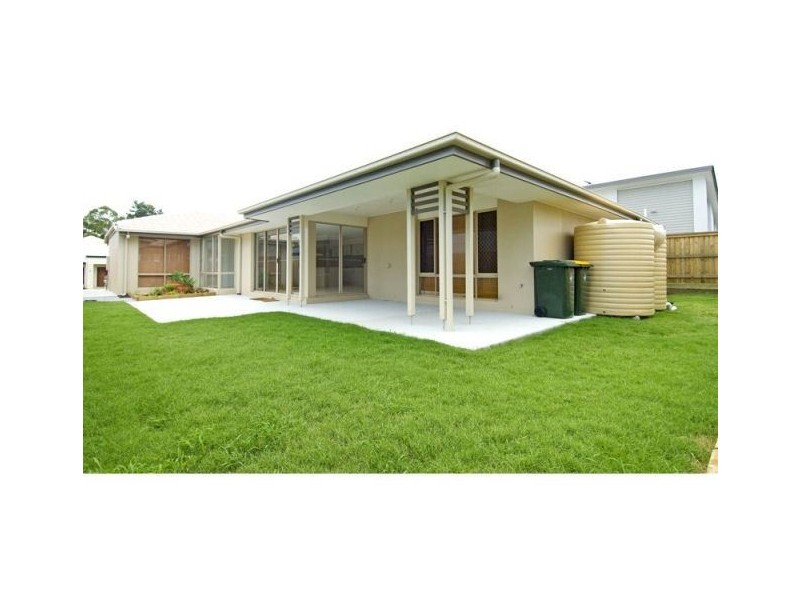 7 Robin Close, Wakerley QLD 4154