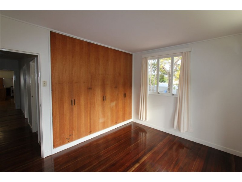 2119 Wynnum Road, Wynnum West QLD 4178