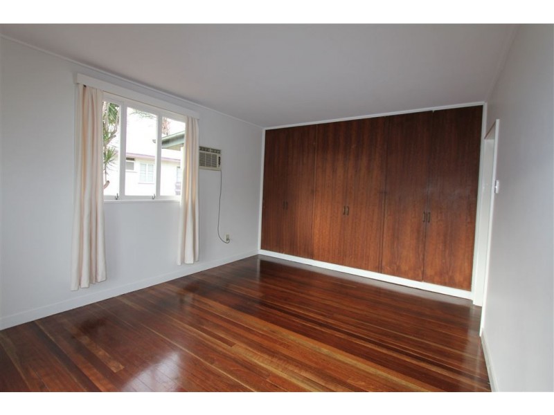 2119 Wynnum Road, Wynnum West QLD 4178