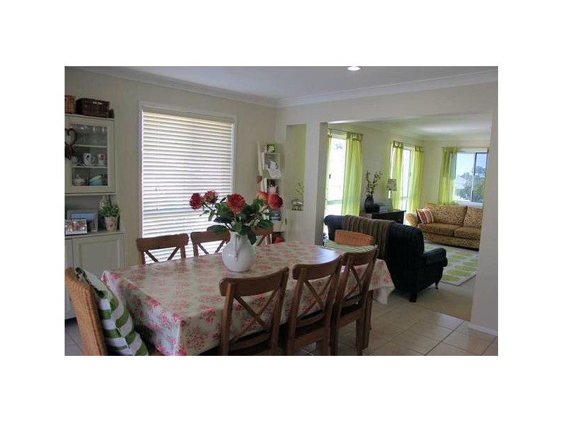 27/29 Lachlan Drive, Wakerley QLD 4154
