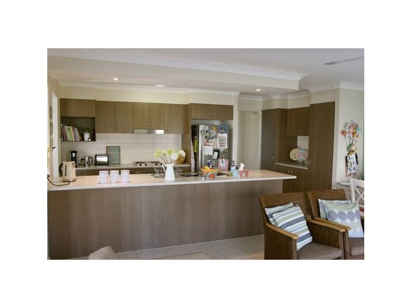 27/29 Lachlan Drive, Wakerley QLD 4154