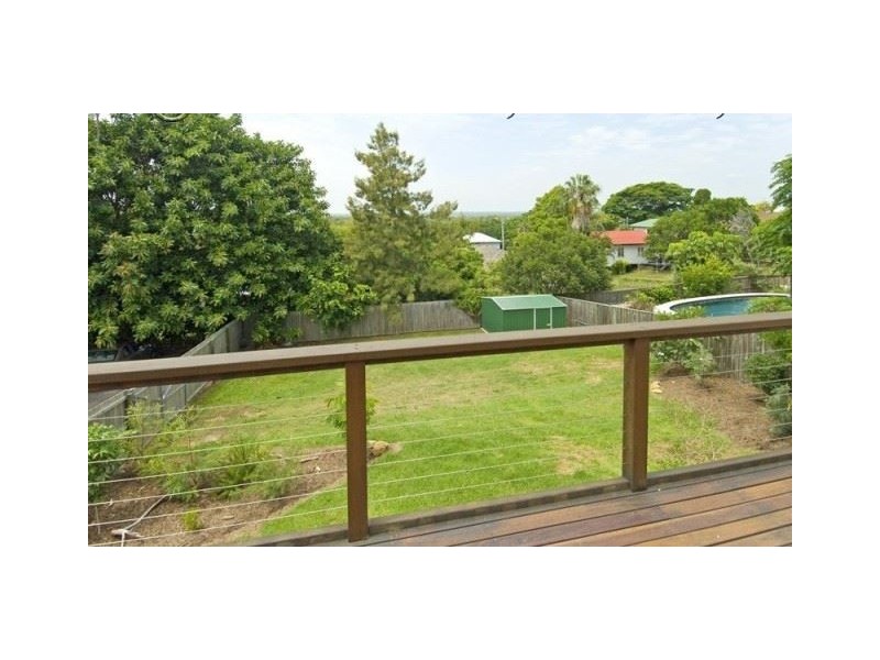 16 Manly Road, Manly QLD 4179