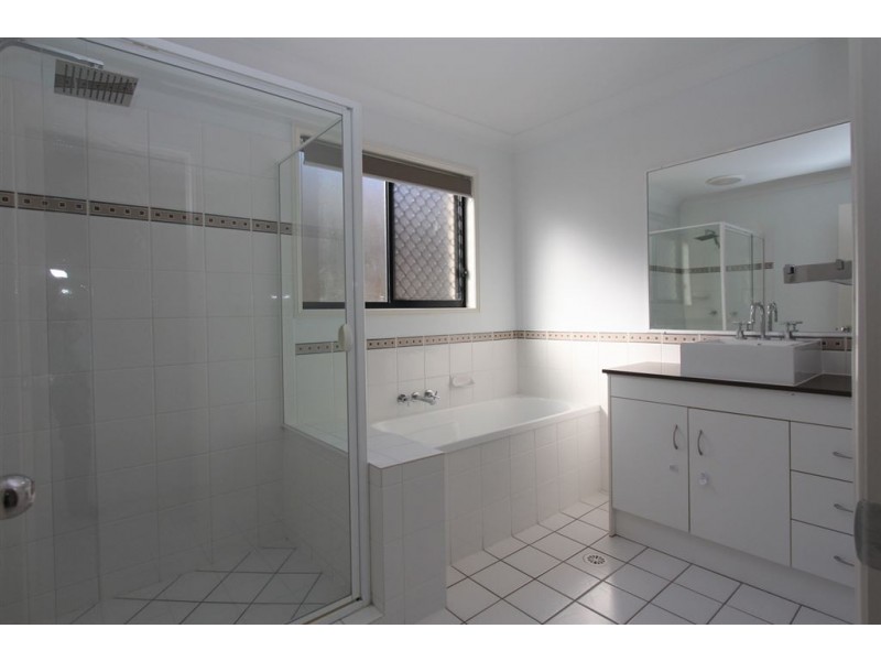 5 Jasmine Street, Wakerley QLD 4154