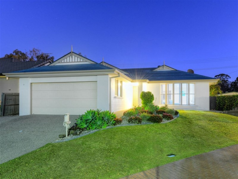 15 Manor Crescent, Wakerley QLD 4154