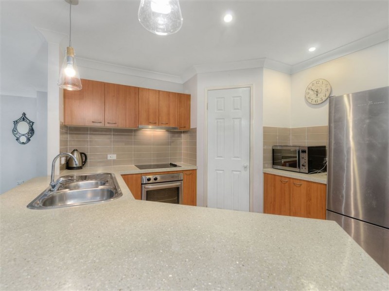 15 Manor Crescent, Wakerley QLD 4154