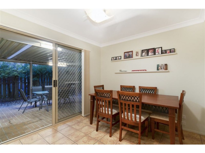 16 Matthews Way, Wakerley QLD 4154