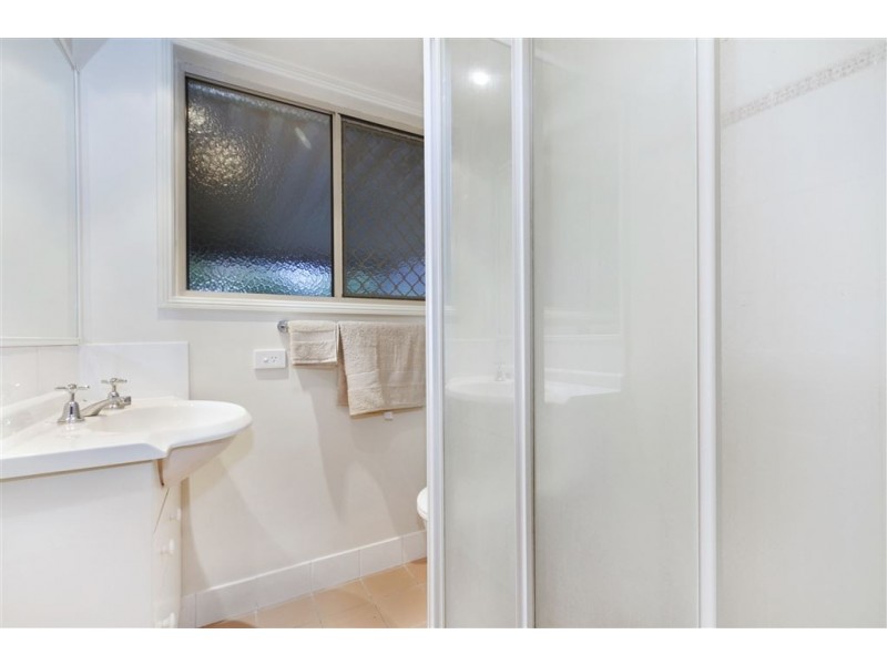 16 Matthews Way, Wakerley QLD 4154