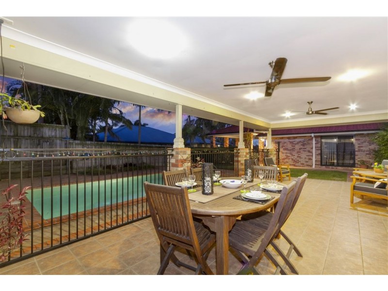 55 Clive Road, Birkdale QLD 4159