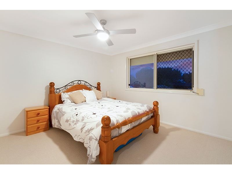 35 Underwood Street, Wakerley QLD 4154