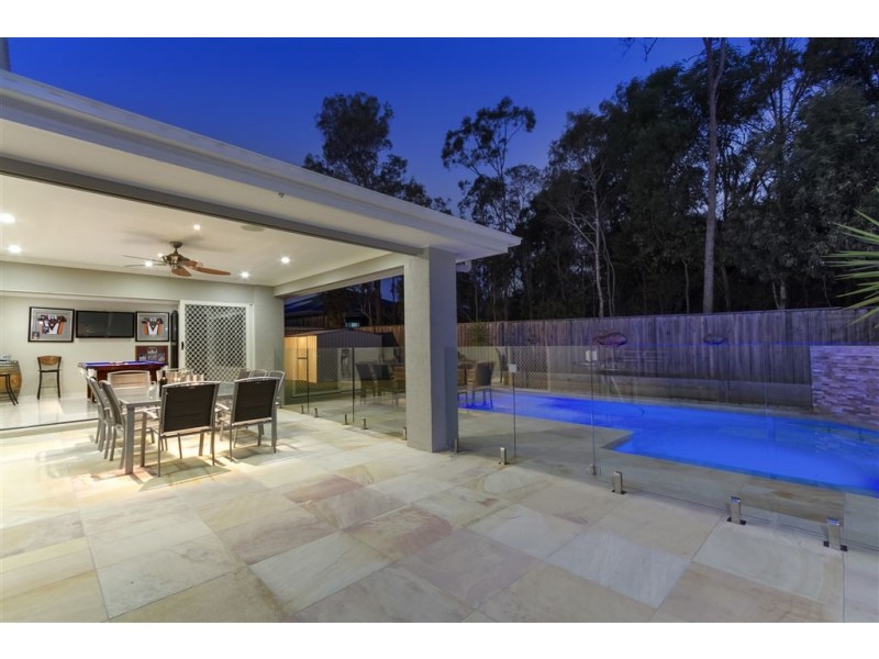 70 Feathertail Place, Wakerley QLD 4154