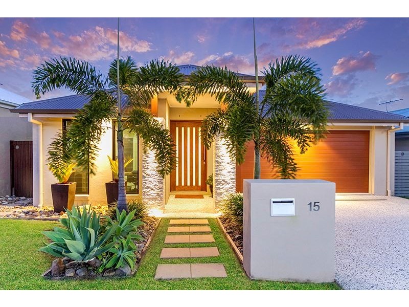 15 Bailey Street, Wakerley QLD 4154