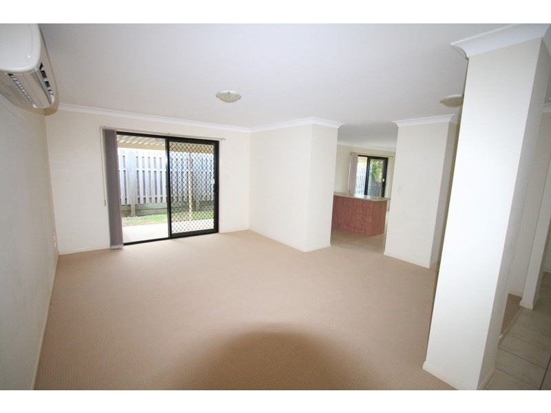 60 Ross Place, Wakerley QLD 4154