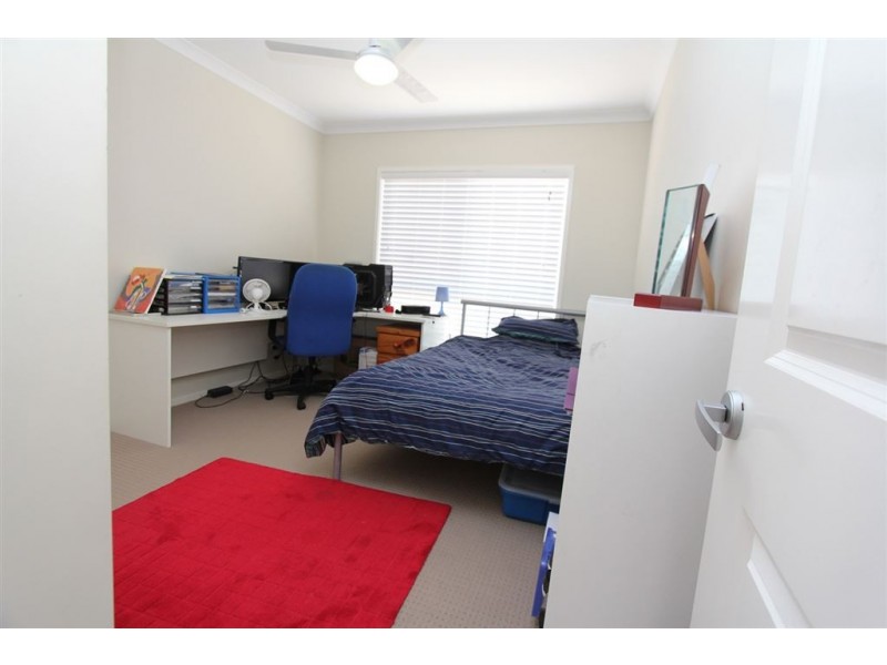 37 Doherty Place, Wakerley QLD 4154