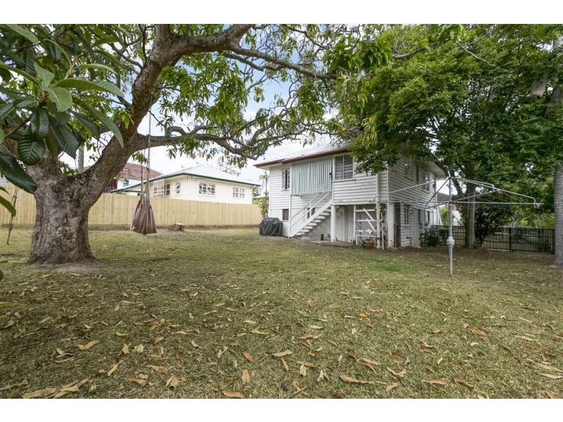 30 Elgar Street, Holland Park QLD 4121