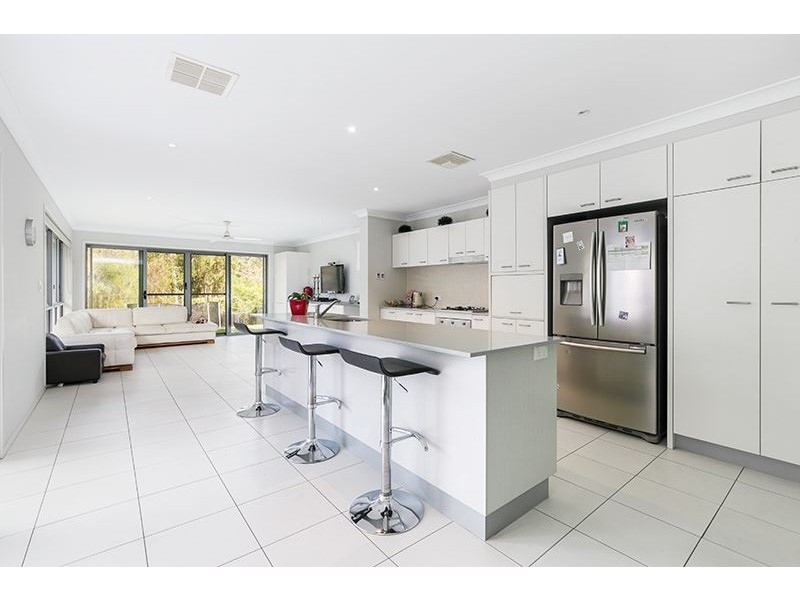 48 Moss Road, Wakerley QLD 4154