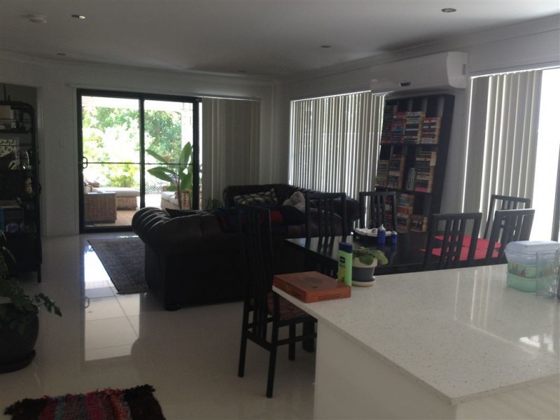 15 Wassell Street, Wynnum QLD 4178