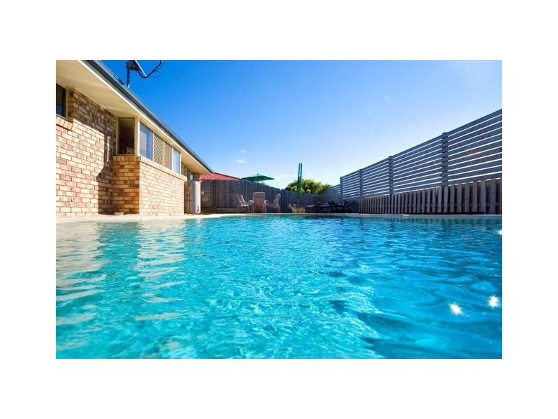 24 Claire Place, Wakerley QLD 4154
