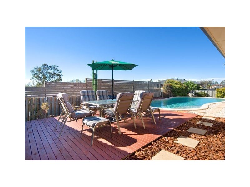 24 Claire Place, Wakerley QLD 4154