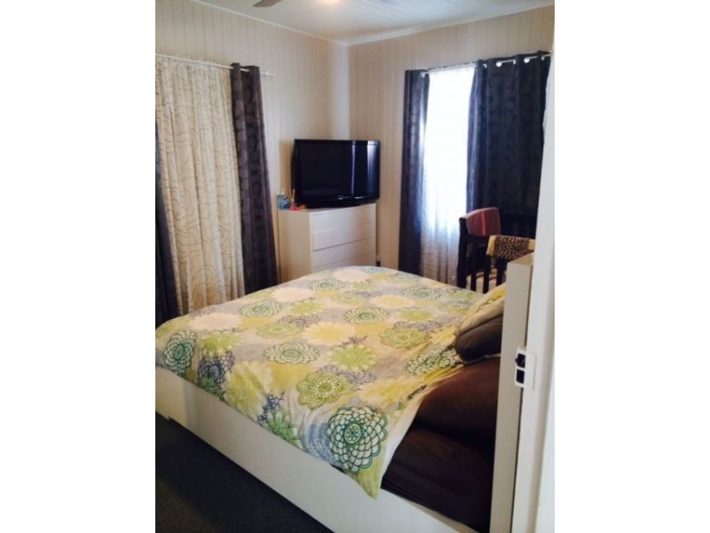 14 Berrima Street, Wynnum QLD 4178