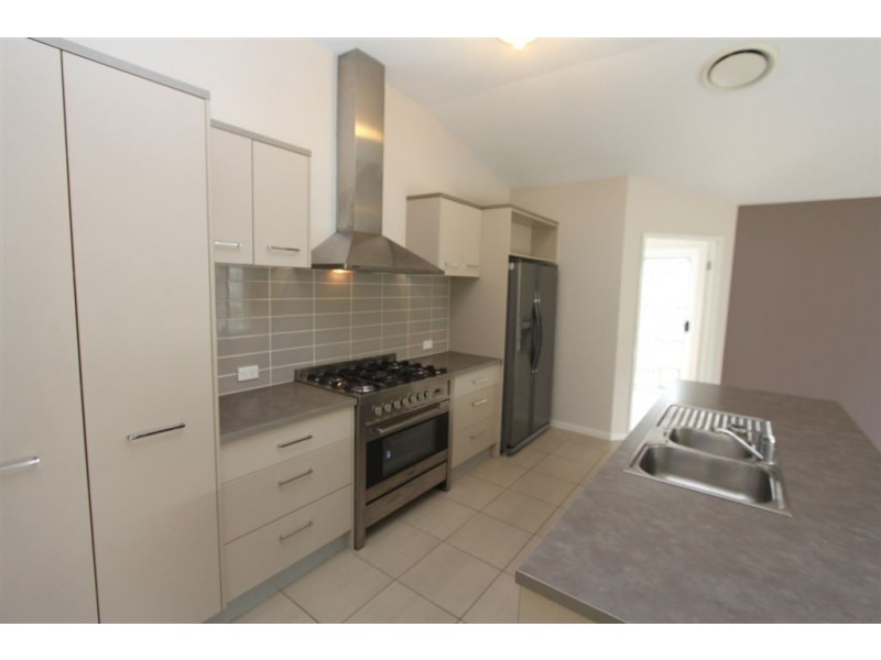 13 McMullan Close, Gumdale QLD 4154