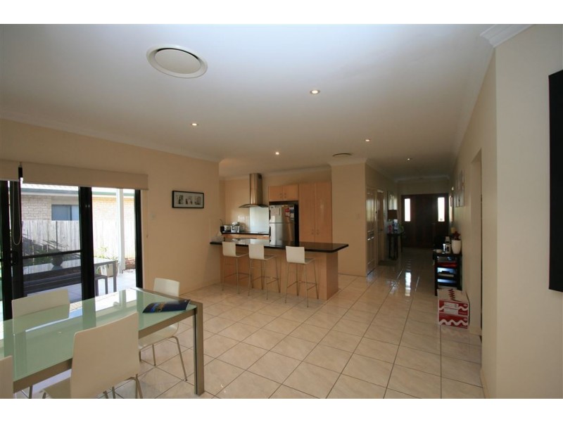 26 Willis Street, Wakerley QLD 4154