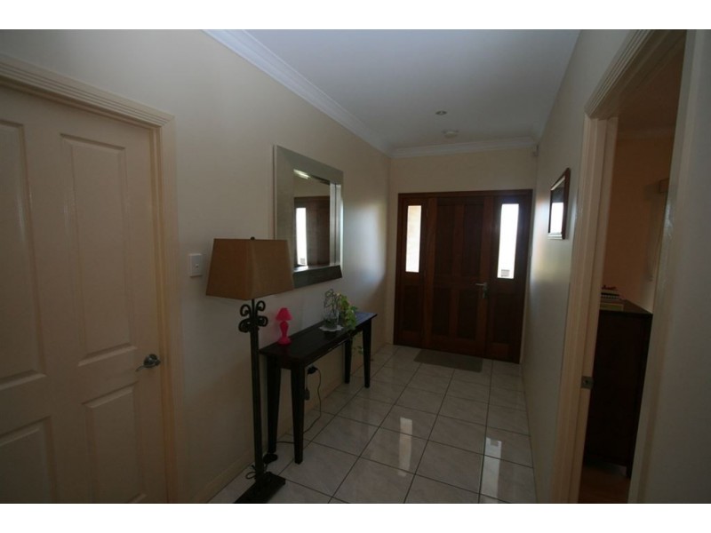 26 Willis Street, Wakerley QLD 4154