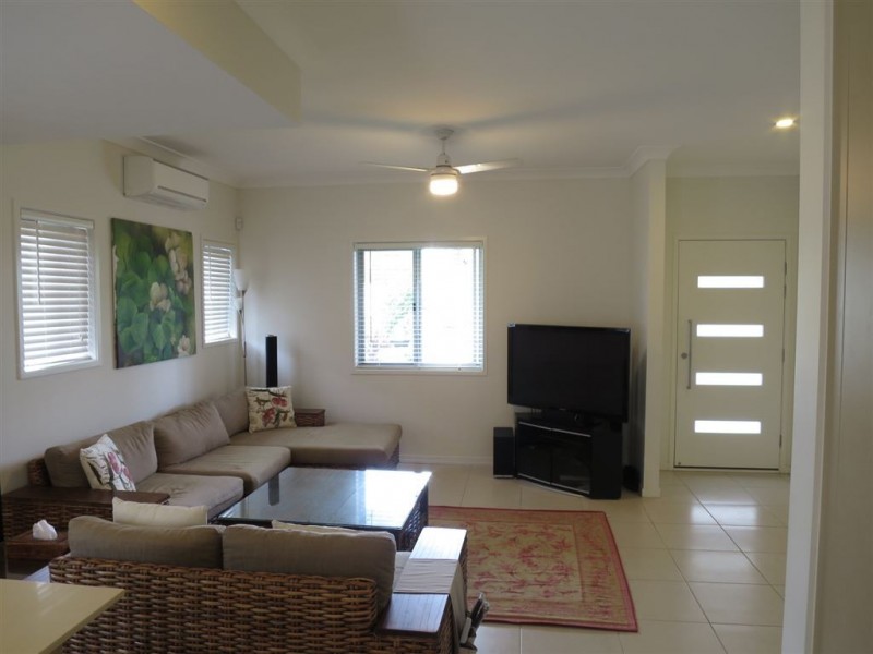 4/57 Moss  Road, Wakerley QLD 4154