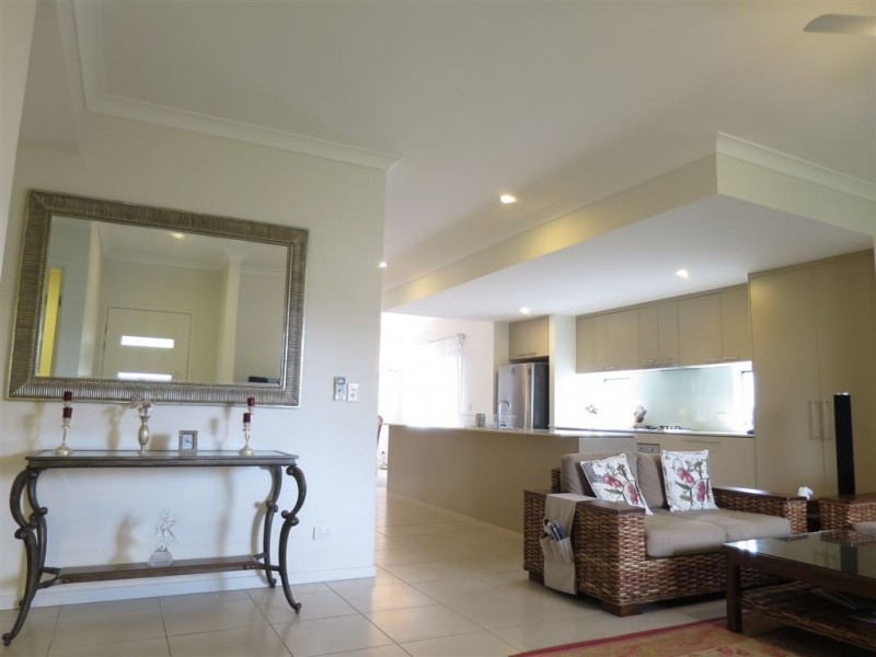 4/57 Moss  Road, Wakerley QLD 4154