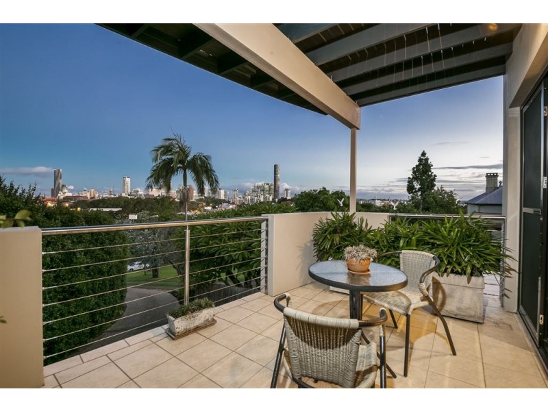 1/12 Lower Clifton Terrace, Red Hill QLD 4059