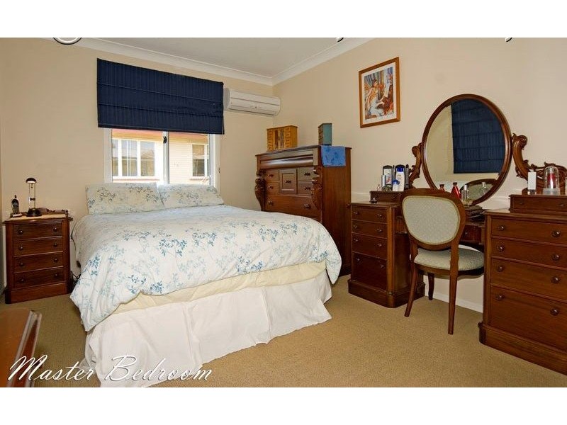 14 Wyeth Street, Wynnum QLD 4178