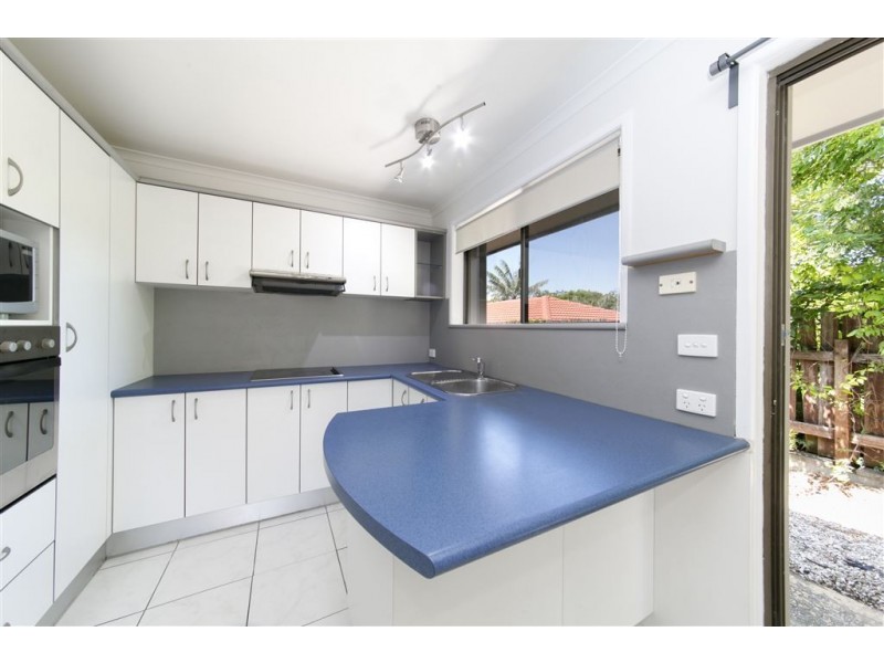 31 Rosella Street, Wellington Point QLD 4160