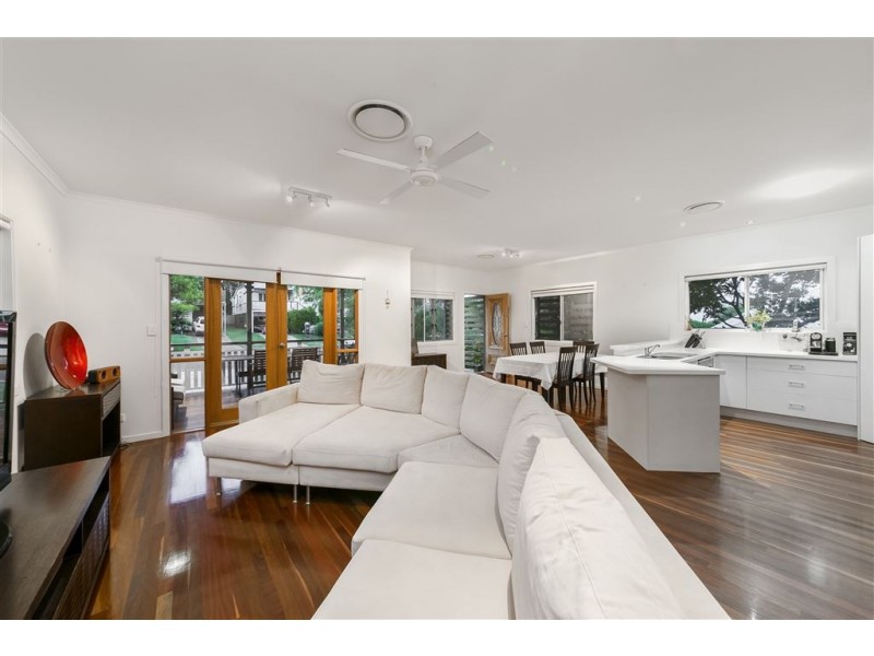 46 Wassell Street, Wynnum QLD 4178