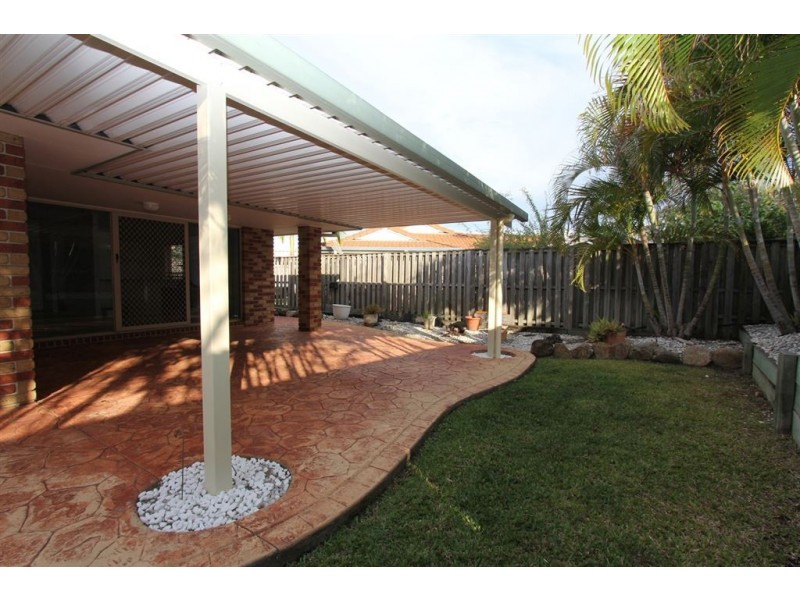 69 Matthews Way, Wakerley QLD 4154