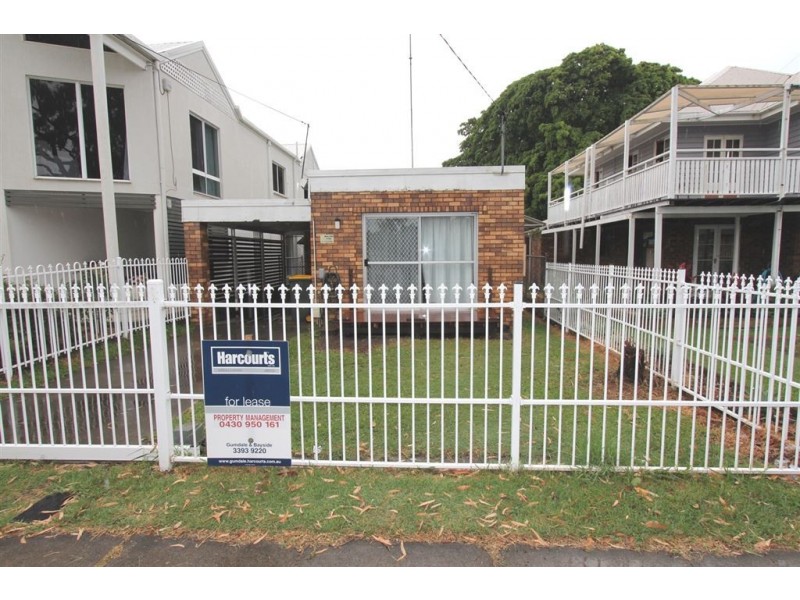 13 Glenora Street, Wynnum QLD 4178
