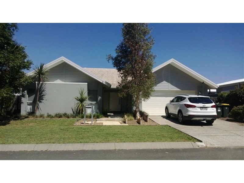 37 Watervale Parade, Wakerley QLD 4154