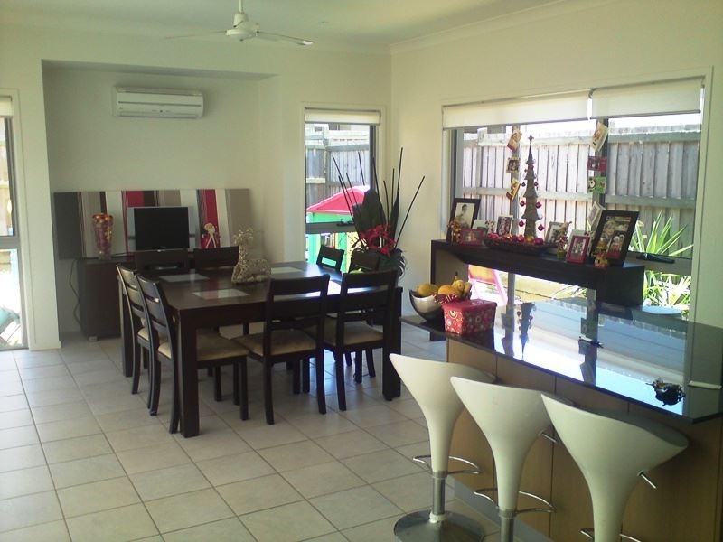 37 Watervale Parade, Wakerley QLD 4154
