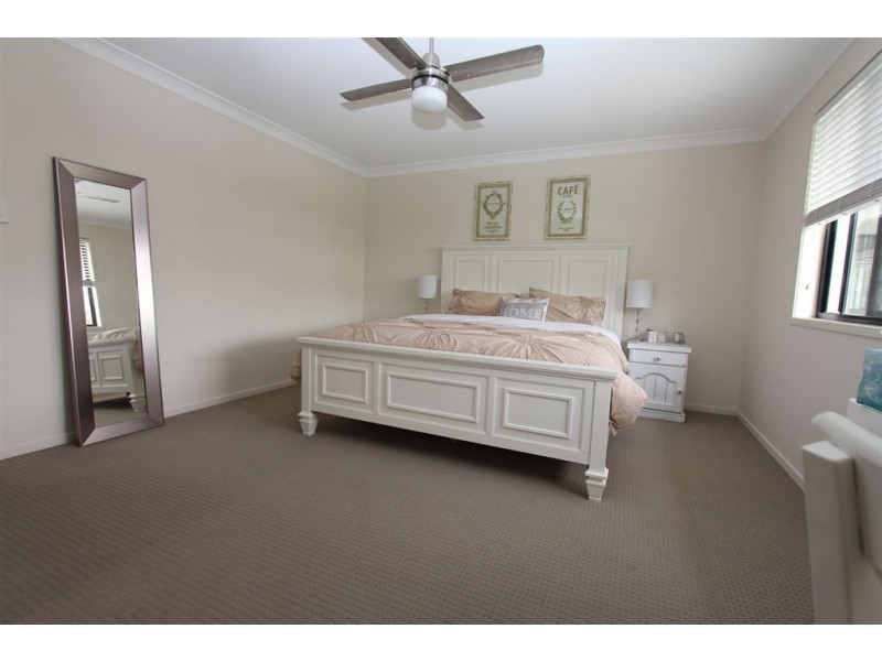 114 School Road, Wynnum West QLD 4178