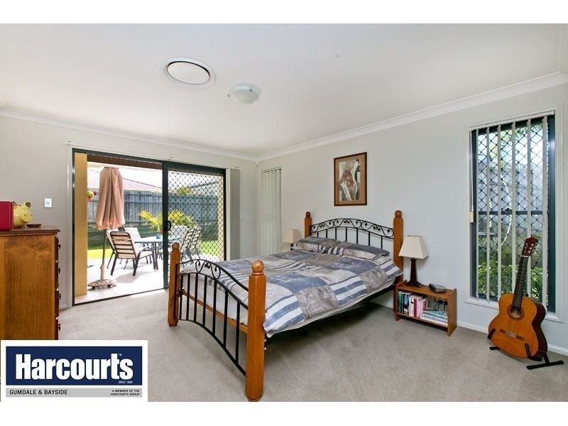 14 Daphne Place, Wakerley QLD 4154