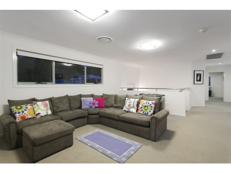 42 Feathertail Place, Gumdale QLD 4154